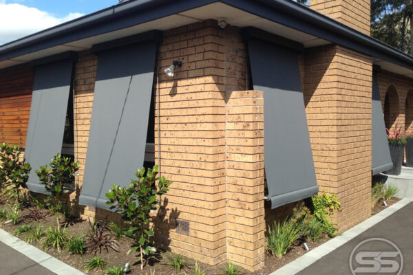 Ziptrak Awnings